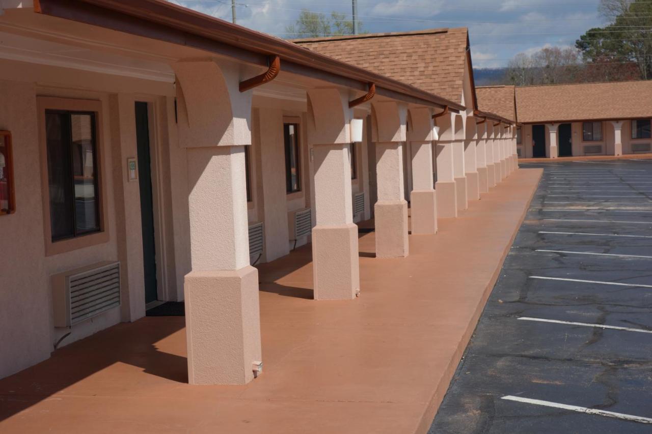 Vip Inn And Suites Huntsville Exterior photo